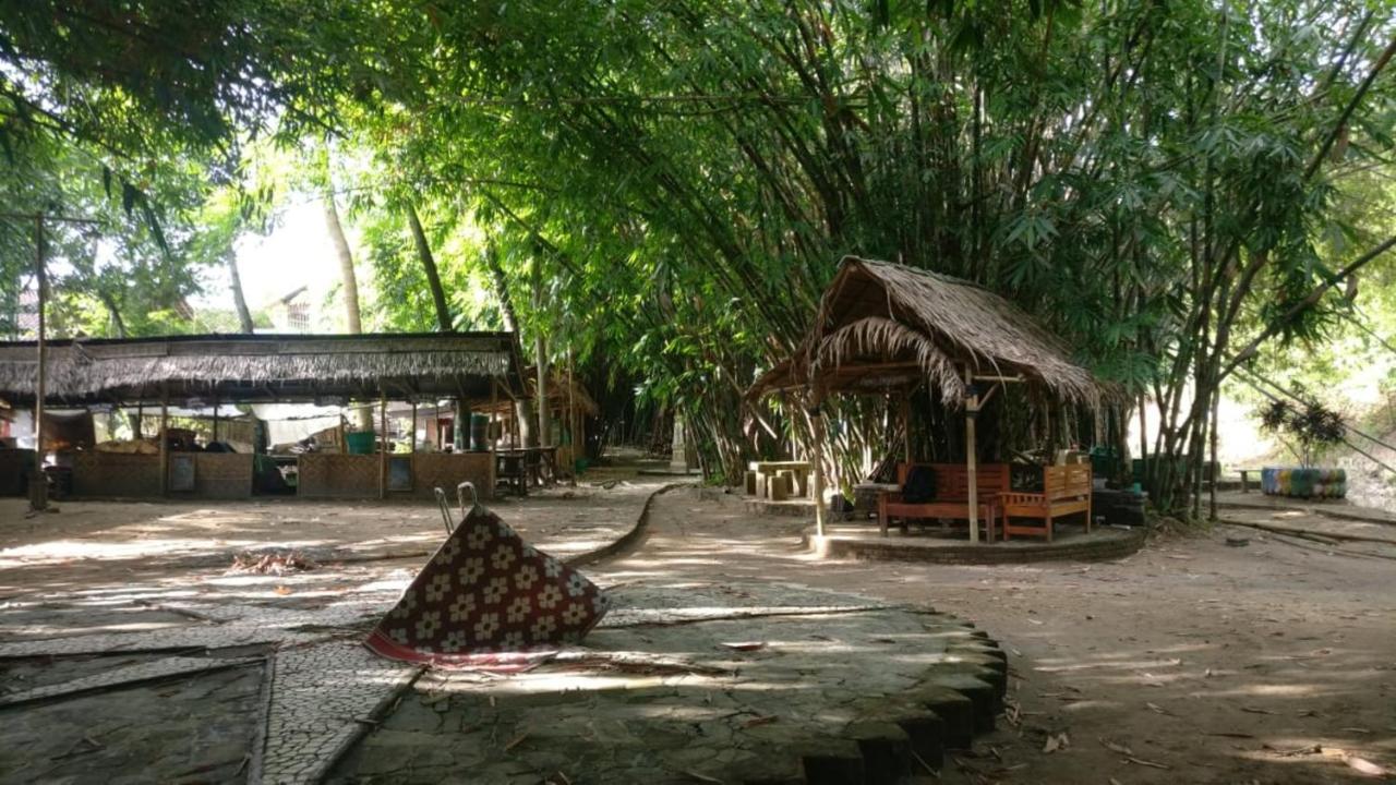 Kebon Pring Floating Resort & Market Бантул Екстериор снимка